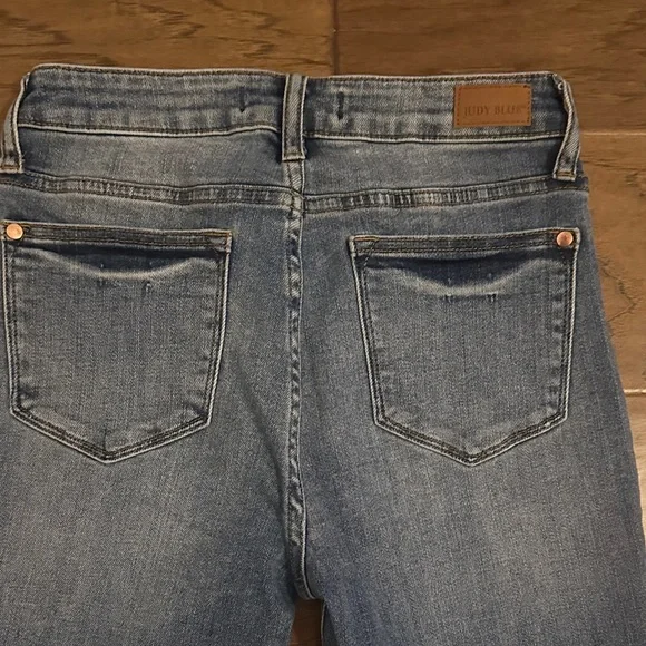 Women’s Judy Blue Light Blue Flare Jeans - Picture 4 of 5